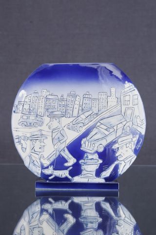 Vase 8B