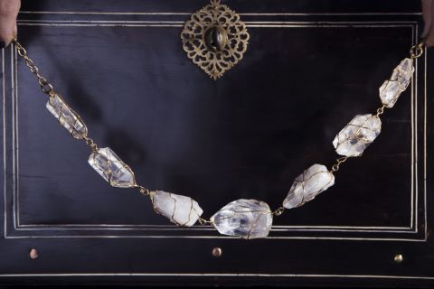Collier ras-du-cou