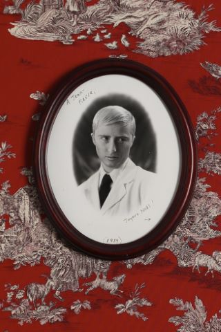 Cindy Sherman (née en 1954) Autoportrait...