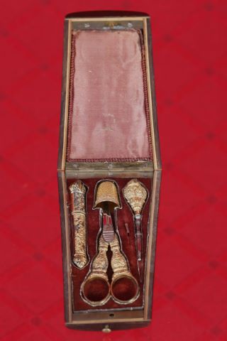 Nécessaire à couture