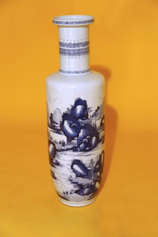 Important vase