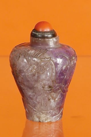 Tabatière en quartz améthysé