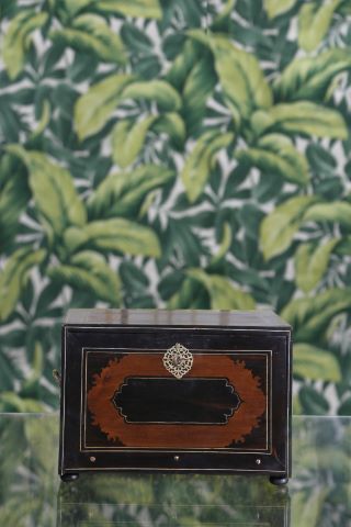 Grand cabinet