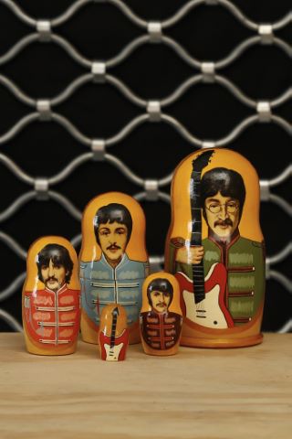Poupées russes Beatles