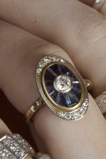 Bague dans le style art déco