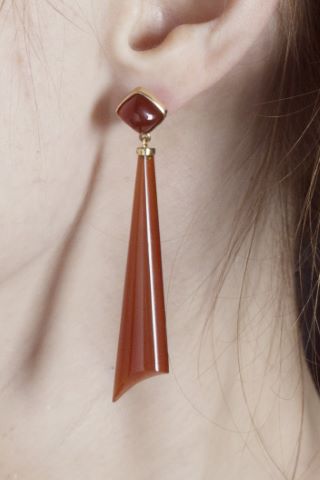 Élégante paire de boucles d’oreilles pendantes