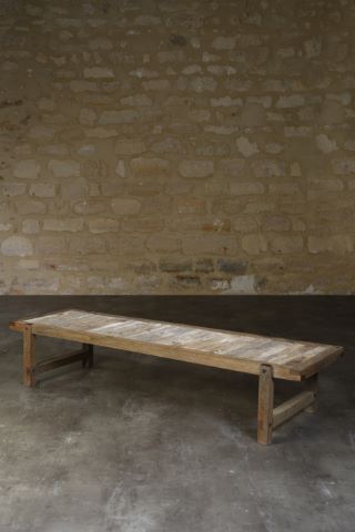 Klaus Lichtenegger Table basse ou banc modèle 