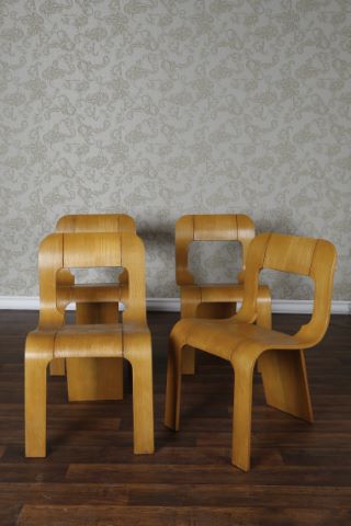 Ensemble de 4 chaises empilables
