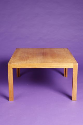Travail scandinave Table basse carrée