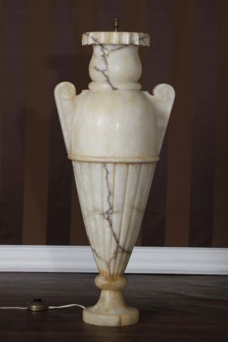Grande lampe ornementale