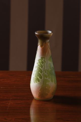 Émille Gallé (1846-1904) Vase à col ourlé