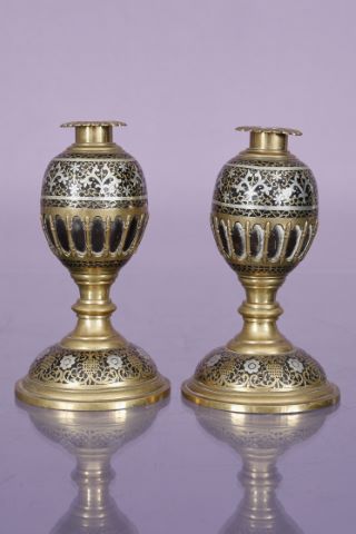 Paire de bougeoirs