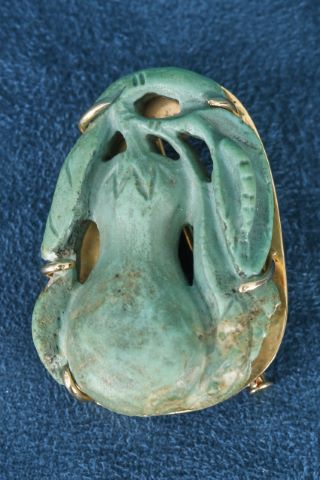 Broche