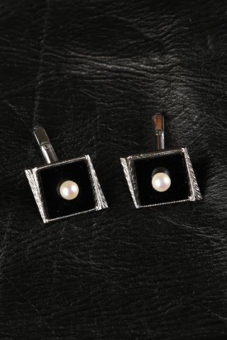 Paire de bouton de manchettes