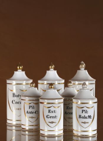 Charles-Antoine Acloque Ensemble de sept pots...