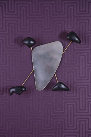 Porte-manteau et miroir