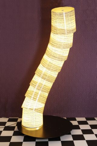 Lampadaire modèle snake version «Fusion»