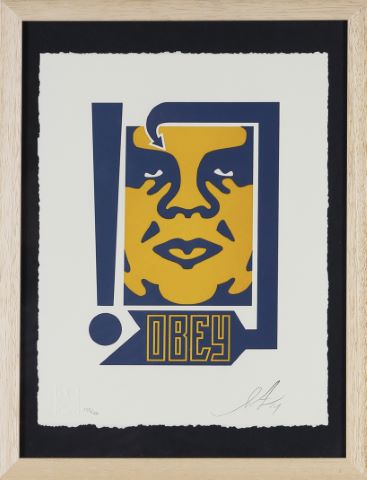 Shepard Fairey (né en 1970) Giant Mustard Navy