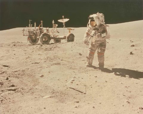 NASA - Charles Duke John Young marchant...