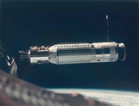 Le satellite Agena avant amarrage à la capsule Gemini 8
