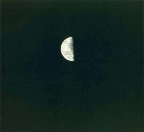 La Terre depuis l'orbite lunaire. Apollo 8