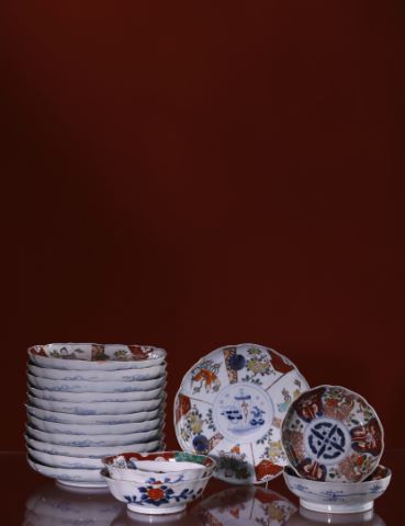 Suite de 12 assiettes
