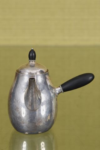 Georg Jensen (XXe siècle) Verseuse