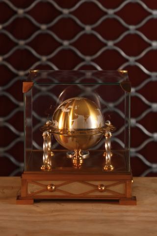 Bointaburet Pendule de table globe
