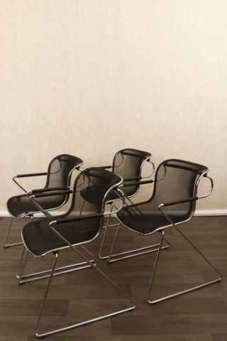 Charles Pollock (1930-2013) Suite de 4 fauteuils,...