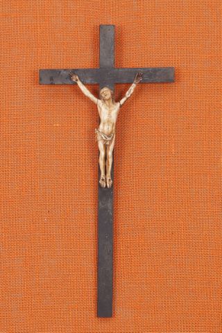 Christ en croix