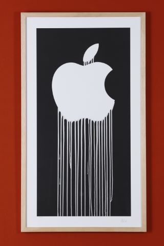 ZEVS (né en 1977) Liquidated Apple