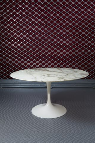 Table «Tulip»