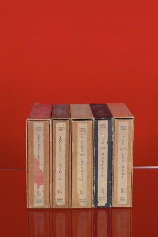 Ensemble de 5 livres sous emboîtage :