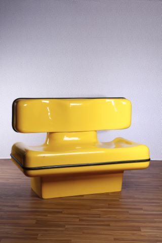 Banc jaune à deux places