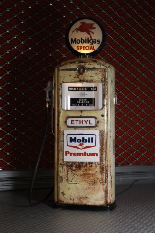 Pompe à essence Mobil