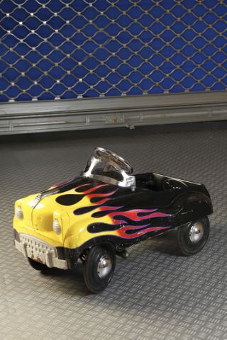 Voiture à pédales Grease