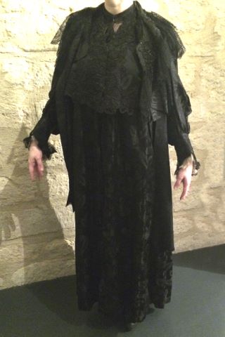 Robe de veuvage