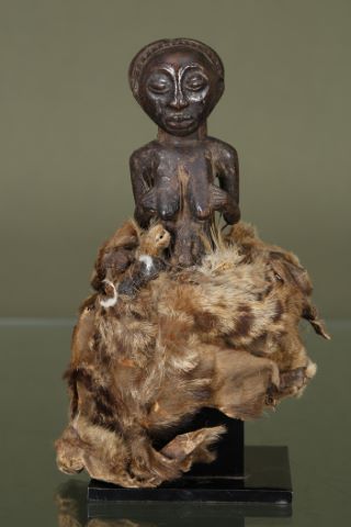 République Démocratique du Congo Statuette...