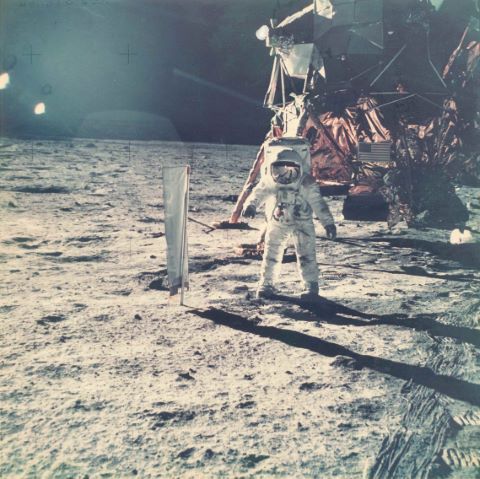 Buzz Aldrin devant le module lunaire, Apollo 11