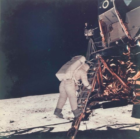 Buzz Aldrin s'apprête à marcher sur la Lune,Apollo 11