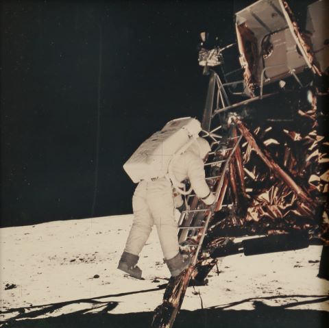 Buzz Aldrin s'apprête à marcher sur la Lune, Apollo 11