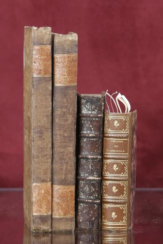 4 livres