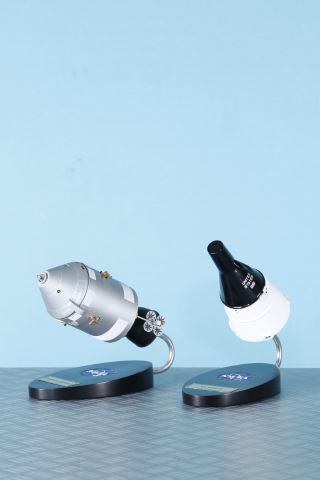 Ensemble de deux maquettes d'une capsule Gemini (mission à deux…