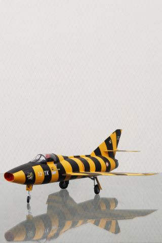 Maquette d’avion SHB2 Super Mystère B2 de Dassault