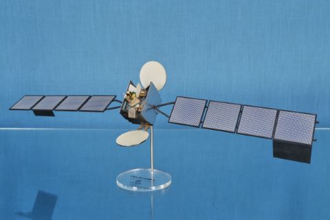 Maquette du satellite de télécommunication Telecom 2 à l’échelle 1/33e