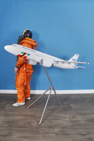 Grande maquette d’exposition de l’avion Regioliner DAA 122