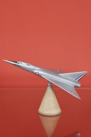 Maquette d’un Mirage IV N°01 aux couleurs...
