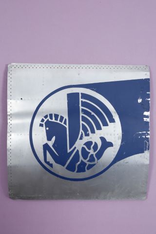 Grande plaque siglée du logo “Crevette” de l’avion Constellation d’Air…