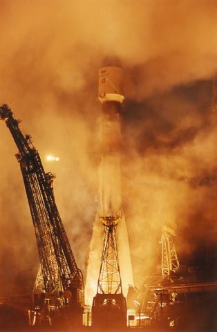 Lancement du vol de qualification de la fusée Soyouz-Fregat