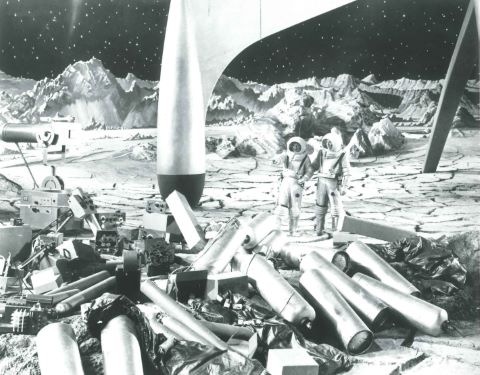 Photographie de plateau du film Luna, réalisé par Irving Pechel…